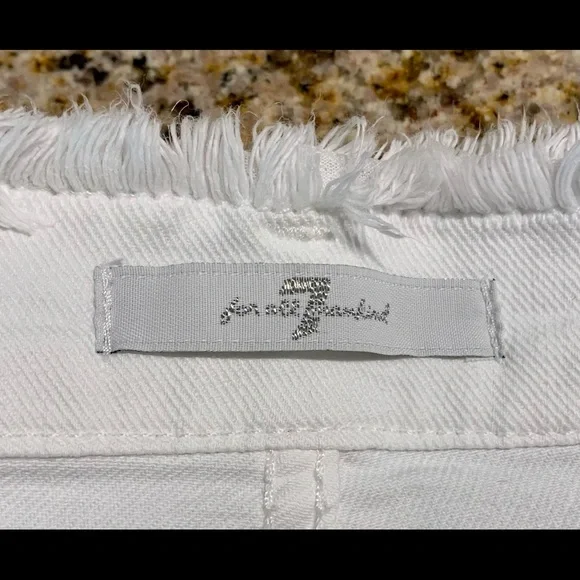 7 For All Mankind 7FAM White Denim Shorts Tag Sz 28 - Picture 3 of 7